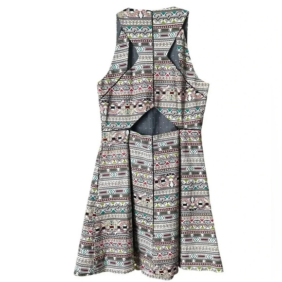 ANTHROPOLOGIE GREYLIN | Geo Aztec Print Cutout Back Fit & Flare Dress Size M - Picture 3 of 7